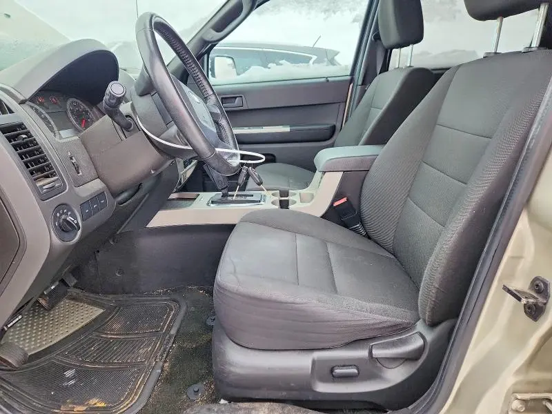 2012 FORD ESCAPE XLT  