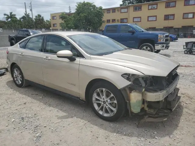 2019 FORD FUSION SE  
