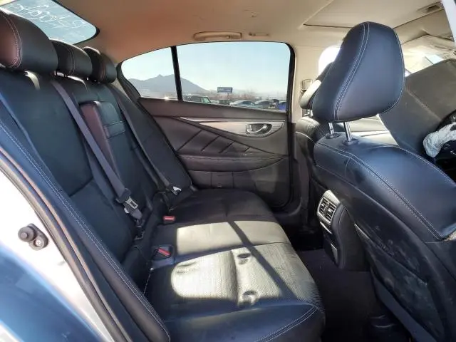 2018 INFINITI Q50 LUXE