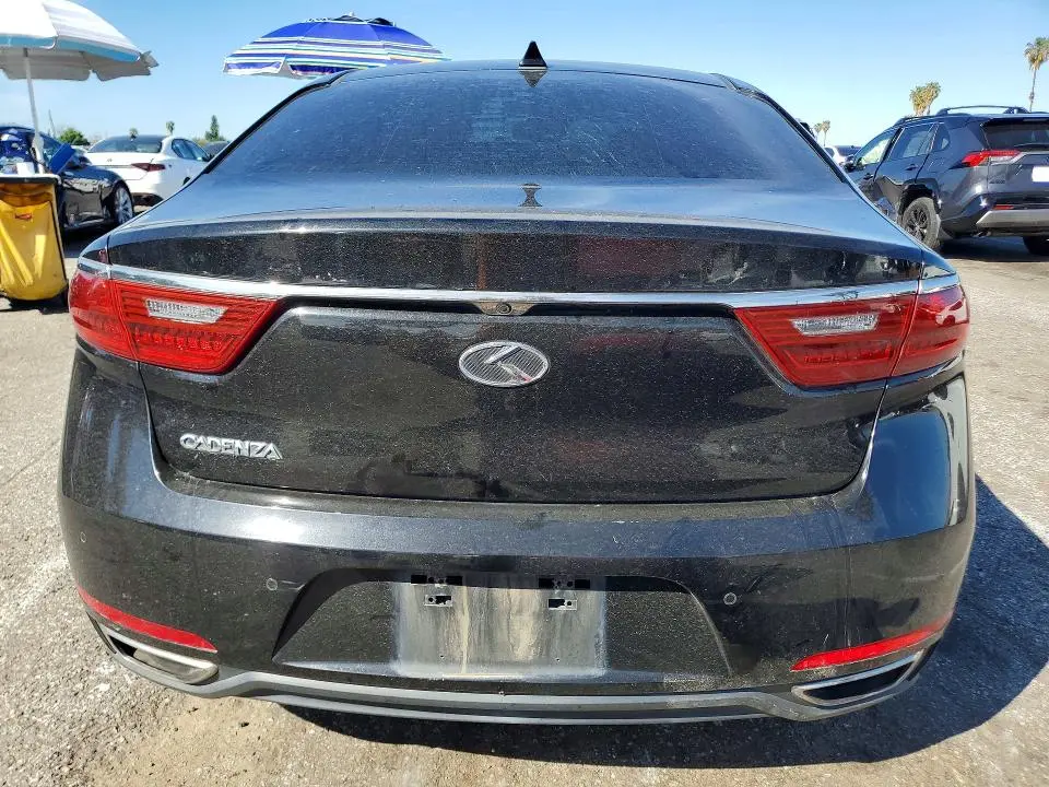 2019 KIA CADENZA PREMIUM  