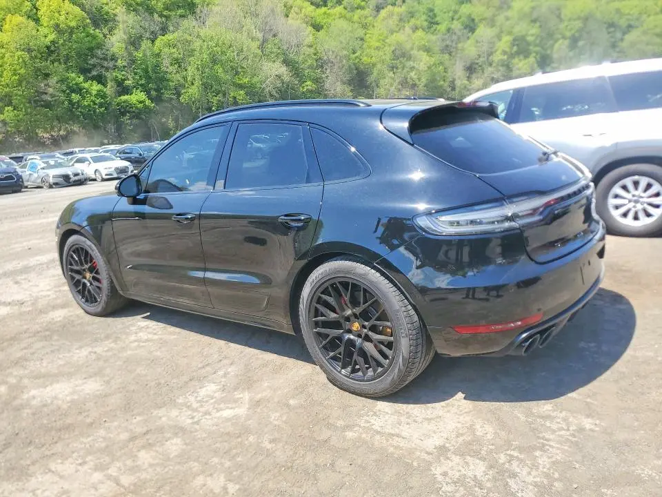 2021 PORSCHE MACAN GTS  