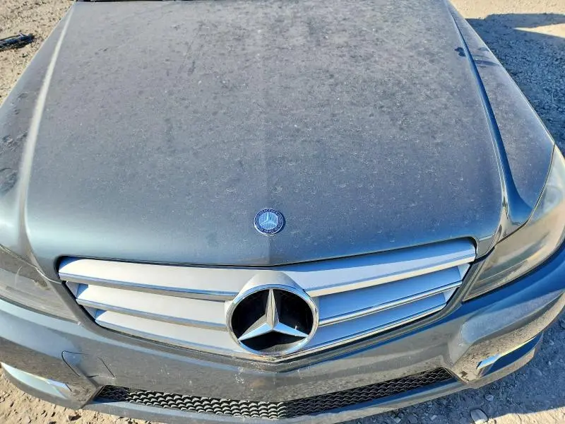 2012 MERCEDES-BENZ C 250  
