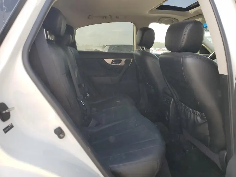 2012 INFINITI FX35   