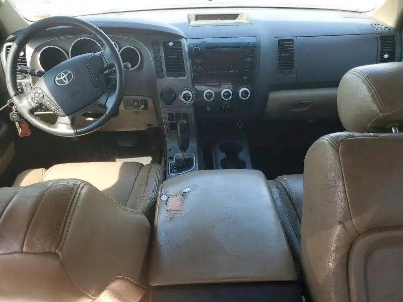 2010 TOYOTA SEQUOIA SR5  