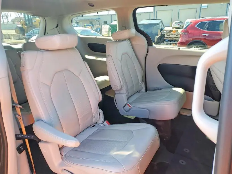2020 CHRYSLER PACIFICA TOURING L PLUS  