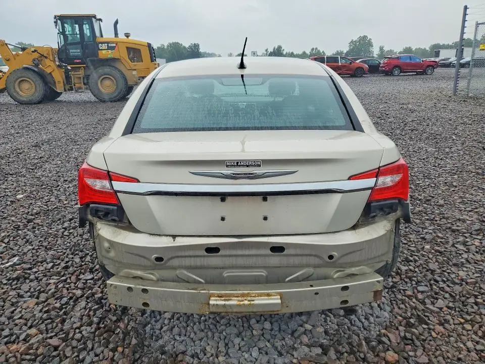2014 CHRYSLER 200 LX  