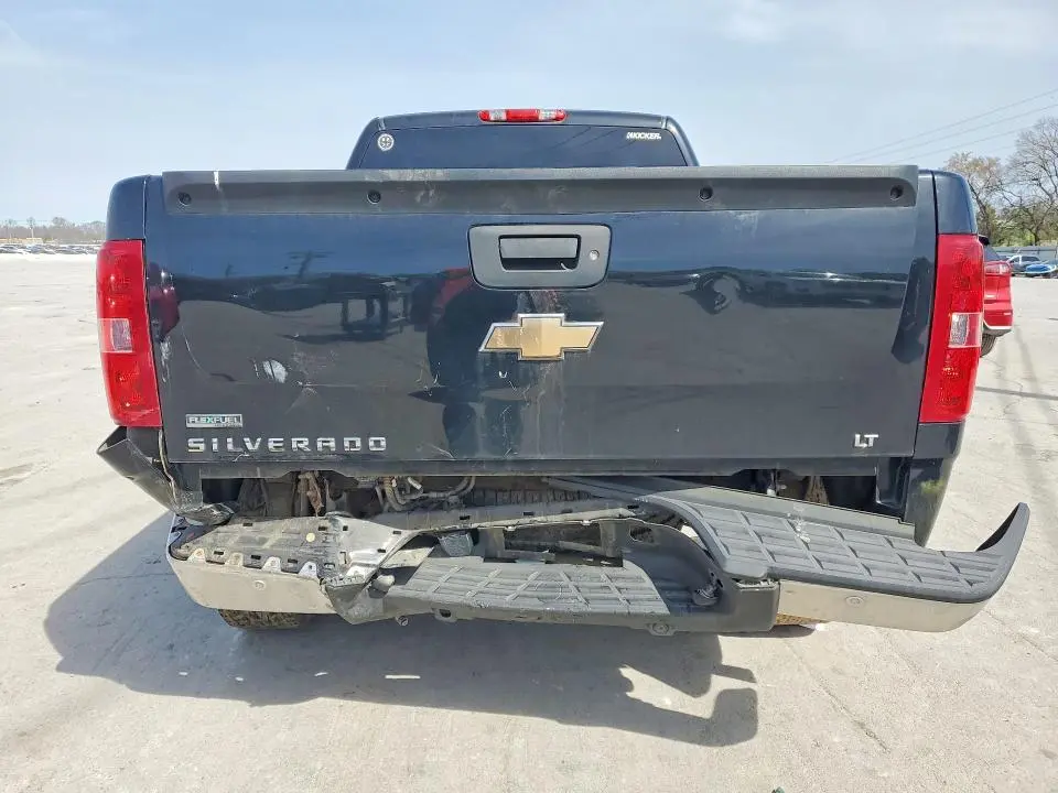 2011 CHEVROLET SILVERADO K1500 LT  