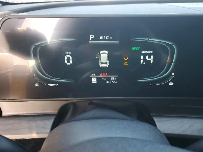 2025 KIA SPORTAGE X LINE  