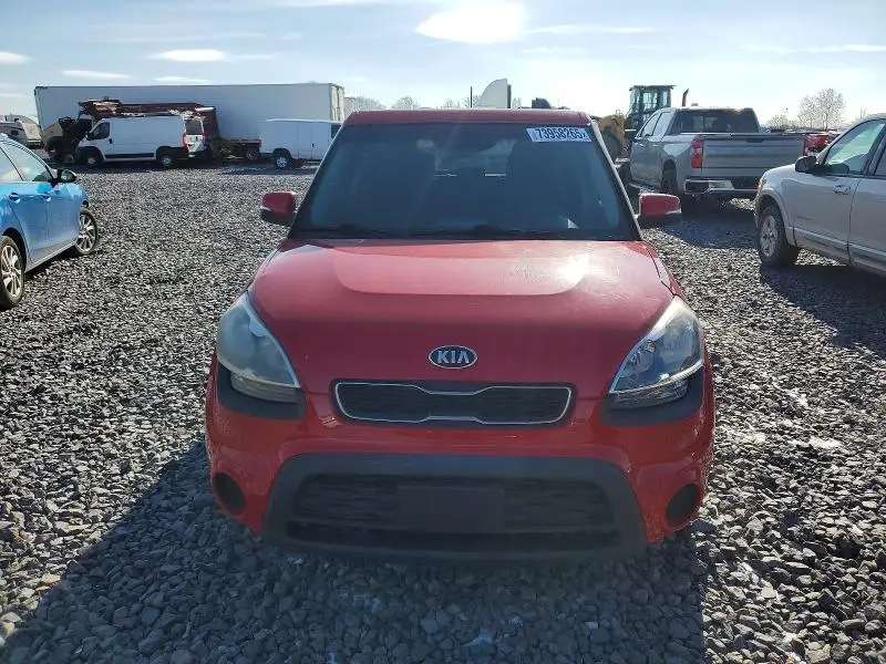 2013 KIA SOUL +  