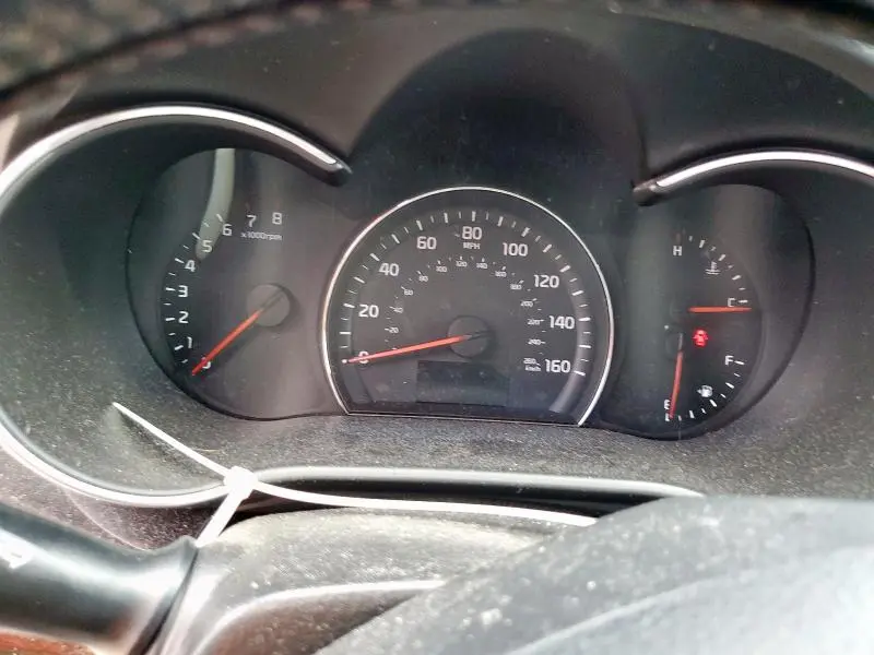2014 KIA SORENTO LX  