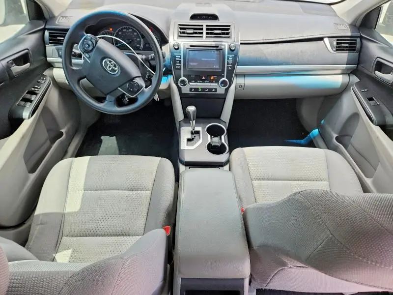 2014 TOYOTA CAMRY LE  