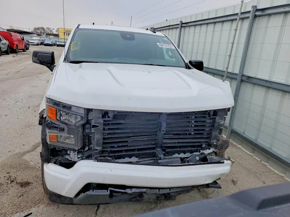 2024 CHEVY SILVERADO-CLN TITLE-PRI FLEET-CK ENG ON