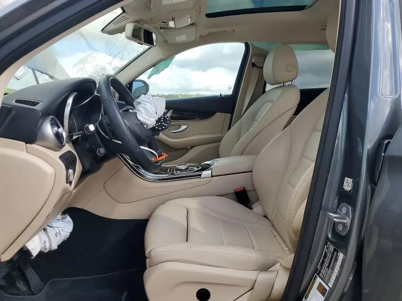 2019 MERCEDES-BENZ GLC 300  
