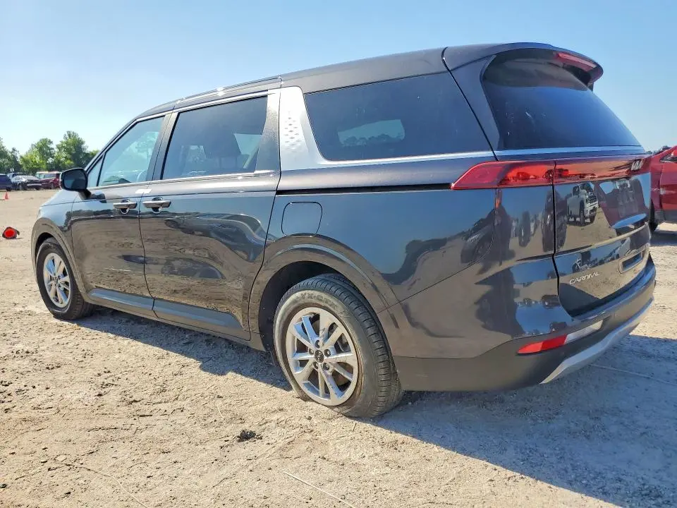 2023 KIA CARNIVAL LX  