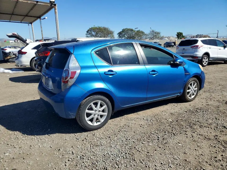 2013 TOYOTA PRIUS C FOUR  