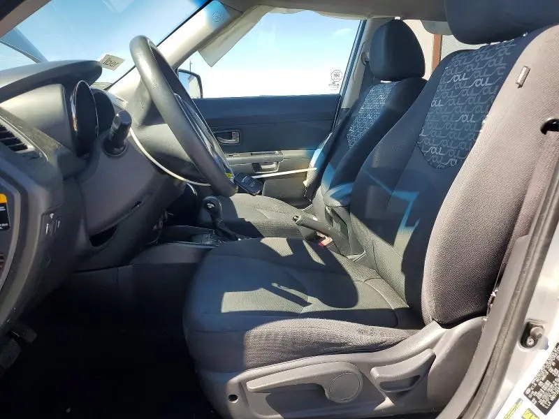 2011 KIA SOUL +  