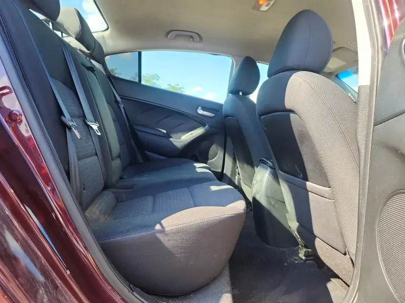 2018 KIA FORTE LX  