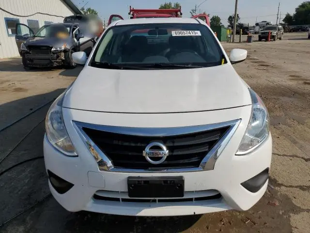 2019 NISSAN VERSA S  