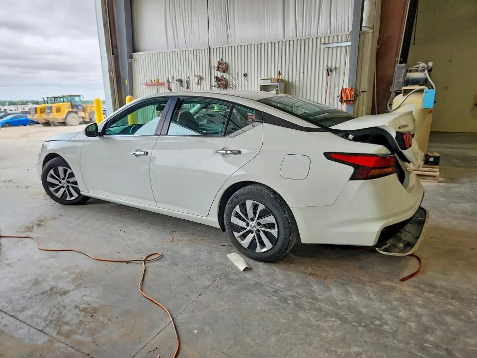2019 NISSAN ALTIMA S  