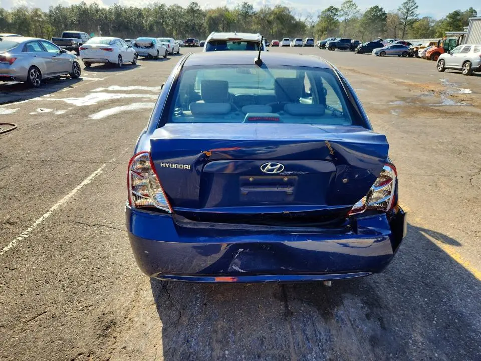 2011 HYUNDAI ACCENT GLS  