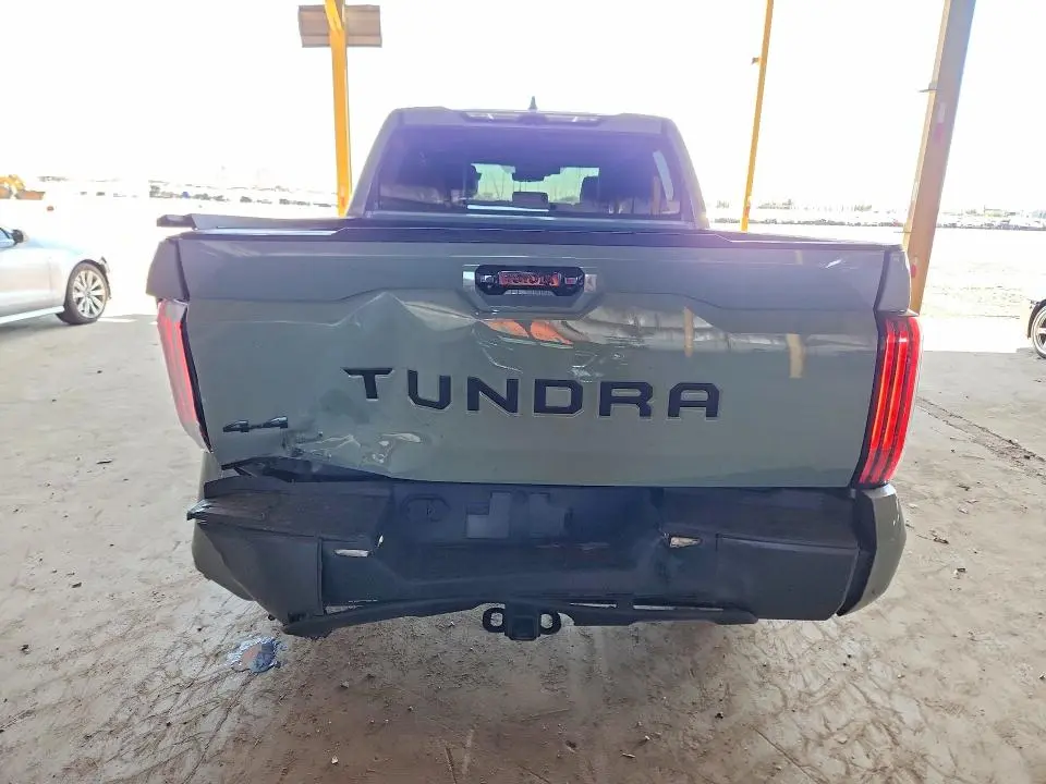 2024 TOYOTA TUNDRA LIMITED  