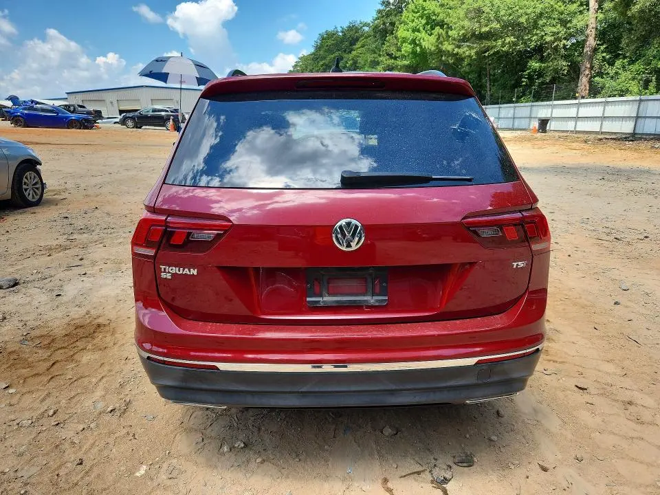 2018 VOLKSWAGEN TIGUAN SE  