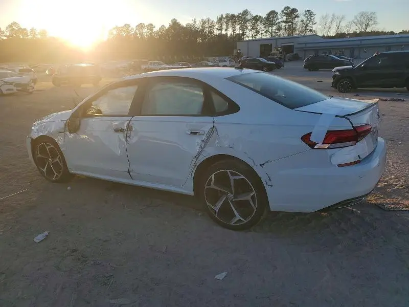 2020 VOLKSWAGEN PASSAT R-LINE  