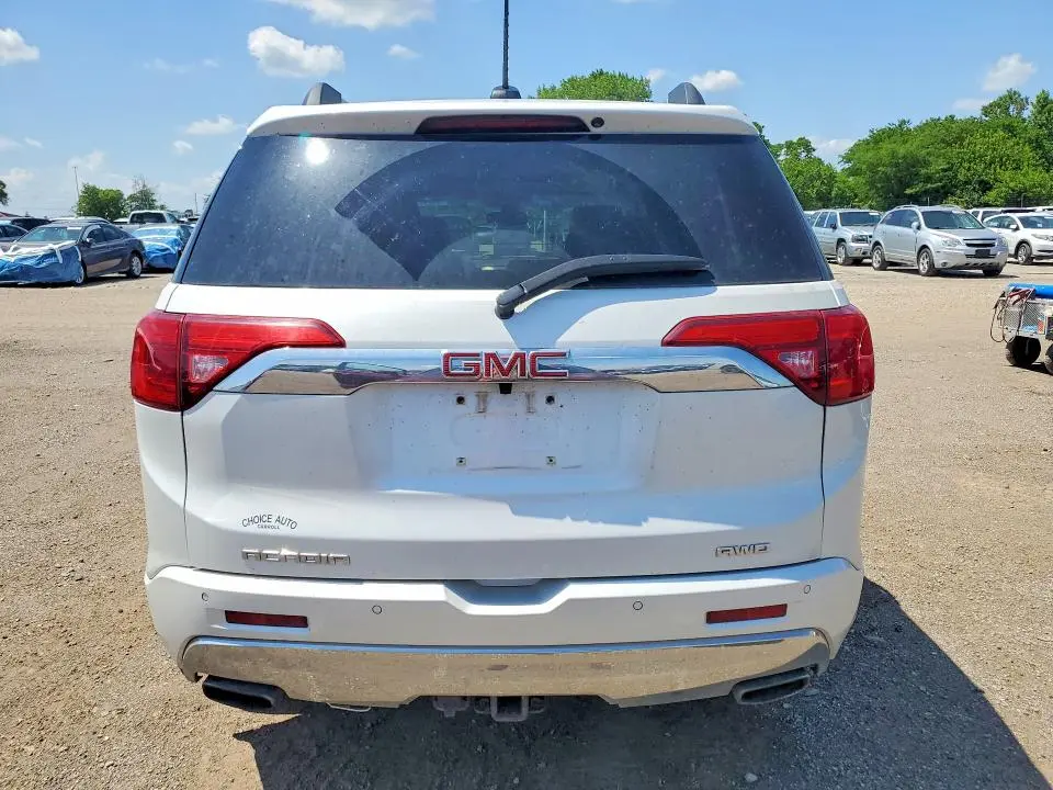 2017 GMC ACADIA DENALI  