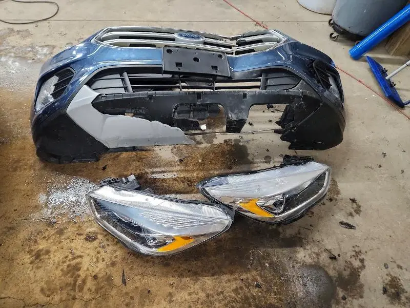 2018 FORD ESCAPE SEL  