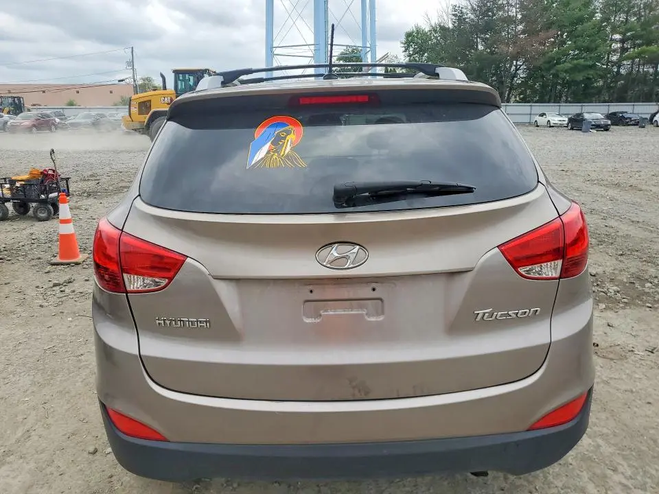 2012 HYUNDAI TUCSON GLS  