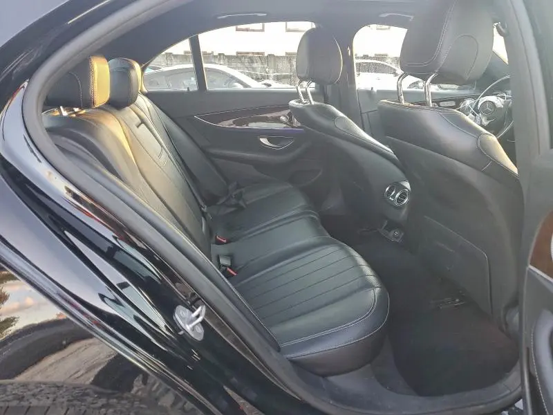 2017 MERCEDES-BENZ E 300 4MATIC  