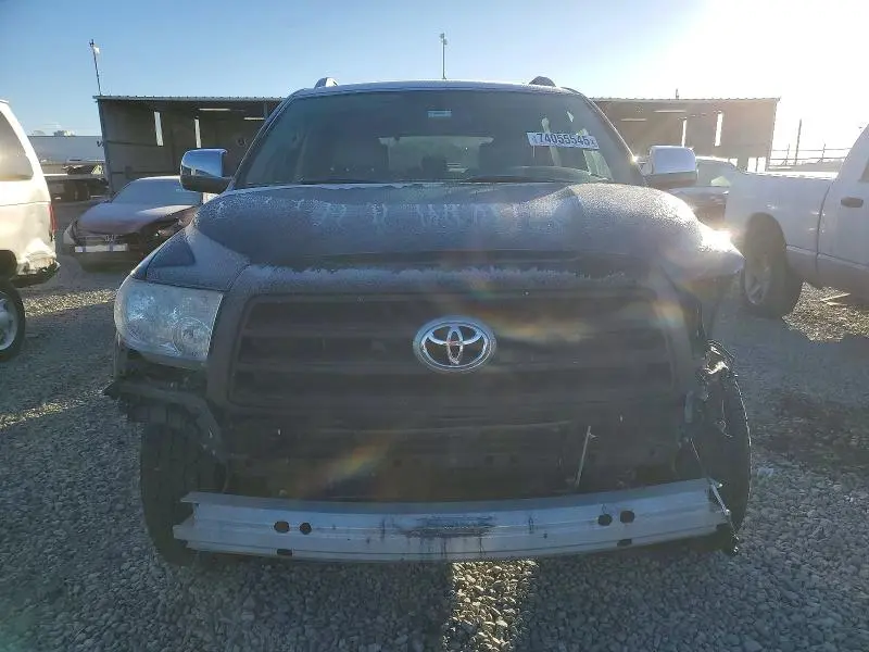 2011 TOYOTA SEQUOIA LIMITED  