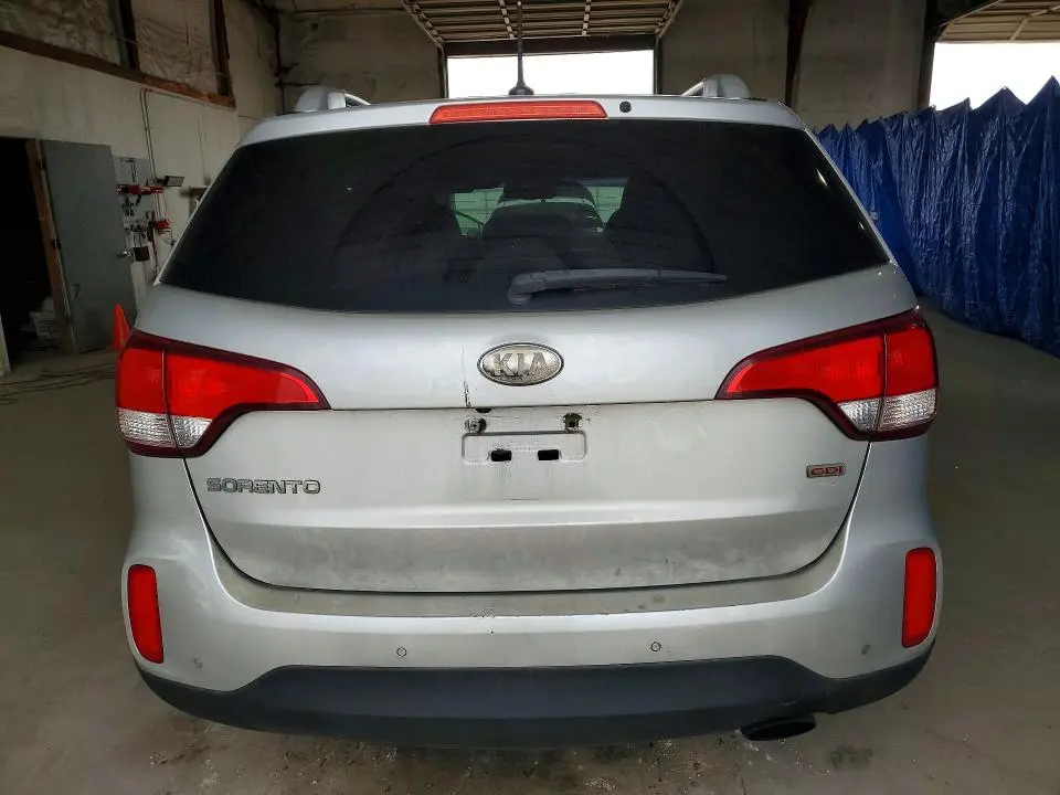 2014 KIA SORENTO LX  