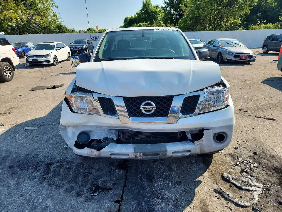 2013 NISSAN FRONTIER S  