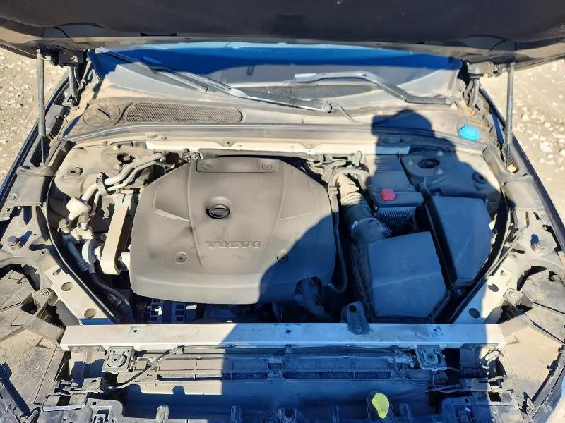 2018 VOLVO S90 T6 MOMENTUM  