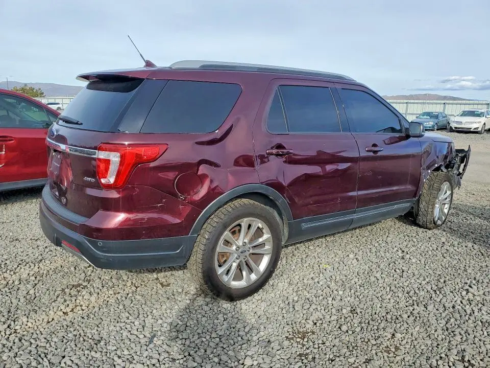 2019 FORD EXPLORER XLT  