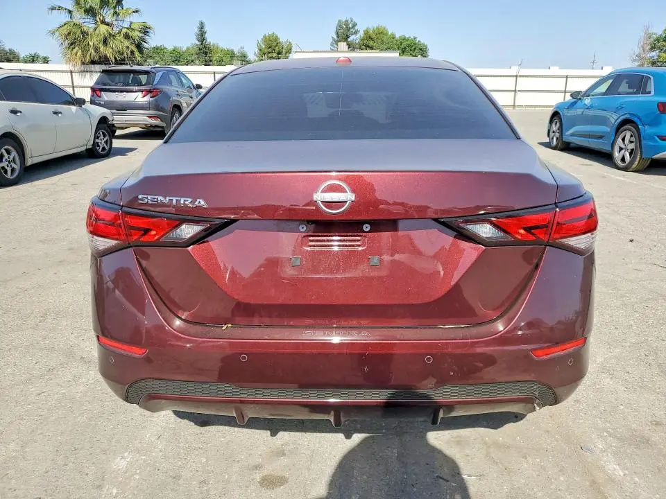 2025 NISSAN SENTRA SV  