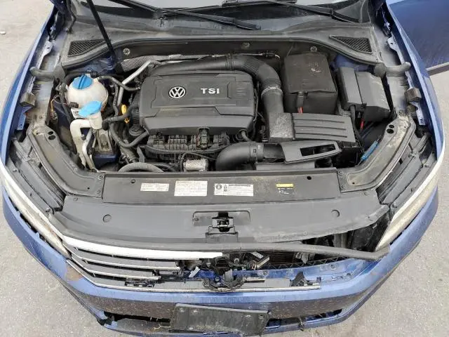 2017 VOLKSWAGEN PASSAT SE