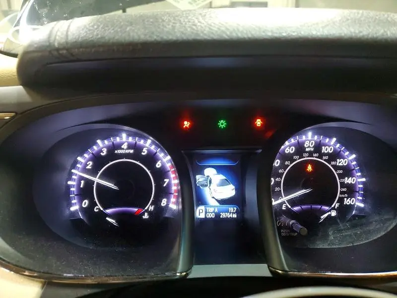 2018 TOYOTA AVALON LIMITED  