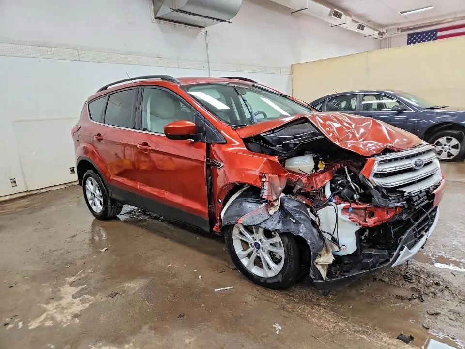 2019 FORD ESCAPE SEL  
