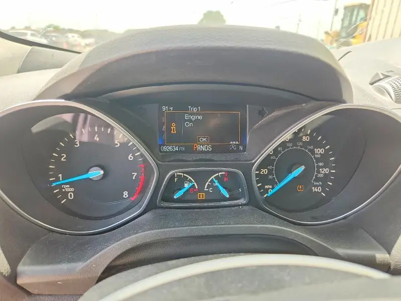 2017 FORD ESCAPE SE  