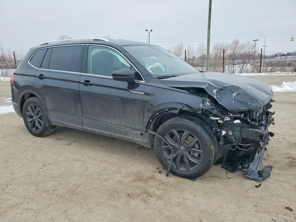 2024 VOLKSWAGEN TIGUAN SE  