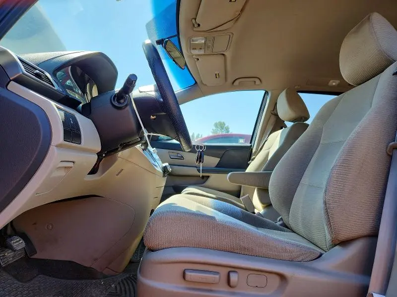 2012 HONDA ODYSSEY LX  