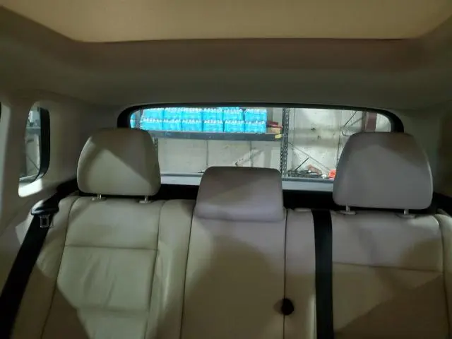 2013 VOLKSWAGEN TIGUAN S  