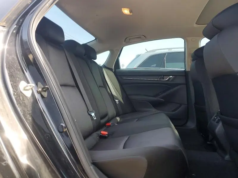 2019 HONDA ACCORD EX  