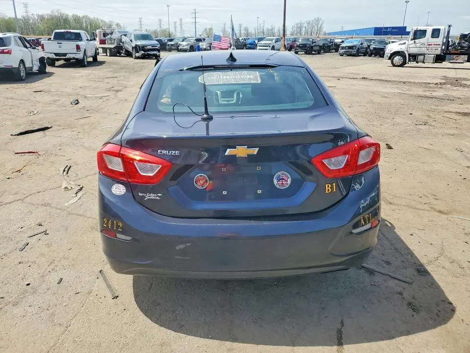 2016 CHEVROLET CRUZE LS  