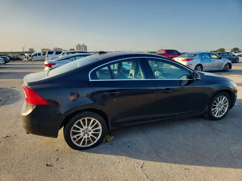 2012 VOLVO S60 T5  