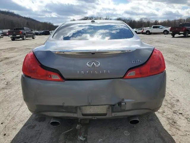 2011 INFINITI G37   