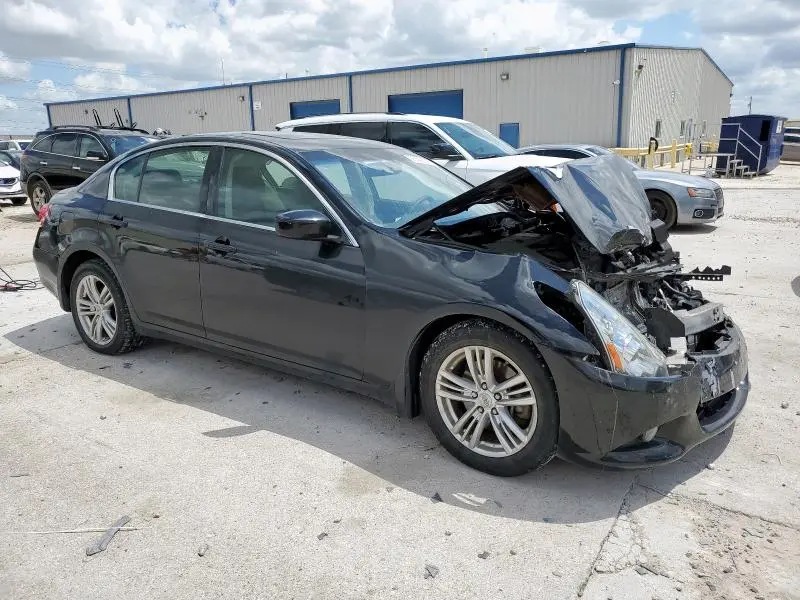 2013 INFINITI G37   