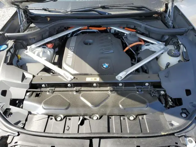 2025 BMW X5 XDRIVE50E  